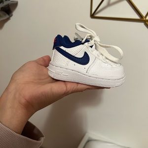 Baby/Infant Nike Sneakers Size 2C NWOT